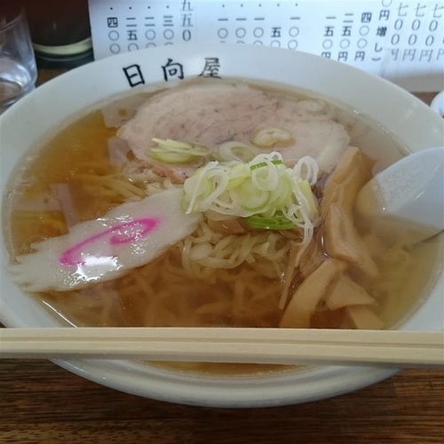 「らーめん」@青竹手打ちラーメン 日向屋の写真