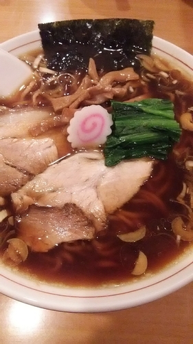 「醤油ラーメン＋大盛り＋ライス」@オランダ亭の写真