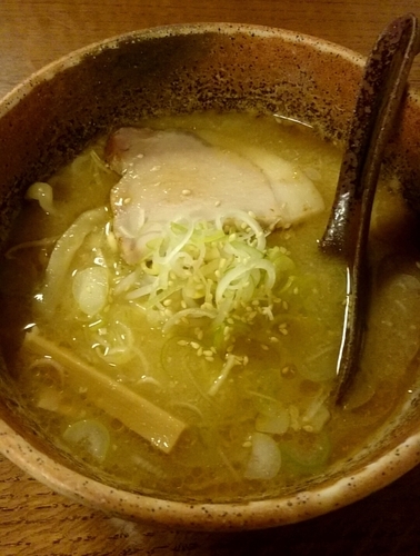 「味噌拉麺　半麺」@拉麺酒房 熊人の写真