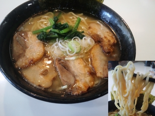 「チャーシューラーメン大盛850円」@らーめん元の写真
