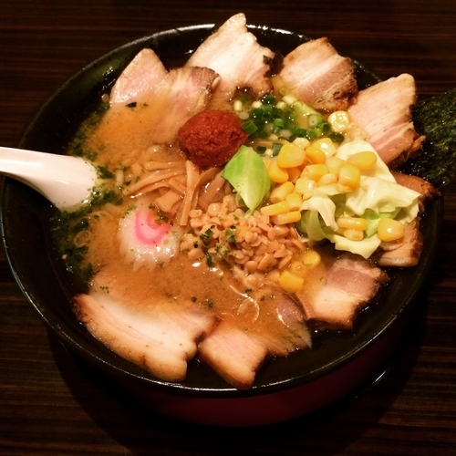 「味噌チャーシュー納豆トッピング」@赤湯 とんとんラーメンの写真