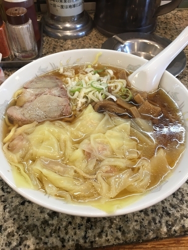「ワンタン麺700円」@手打らーめん 珍來 草加駅前店の写真