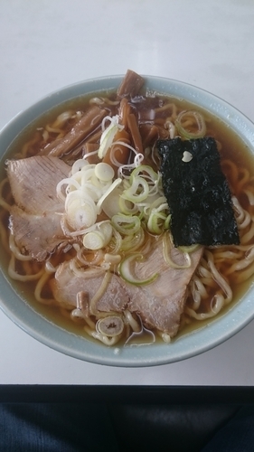 「醤油ラーメン 600円」@秀来軒の写真