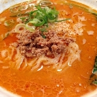 担々麺　￥８００