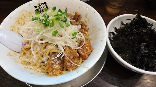 「油そば＋岩のり」@らーめん潤 亀戸店の写真