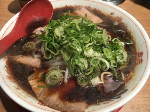 「中華そば」@新福菜館 伊勢佐木町店の写真