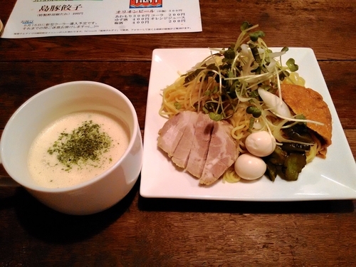 「期間限定 納豆スムージーつけめん」@琉球チルダイの写真