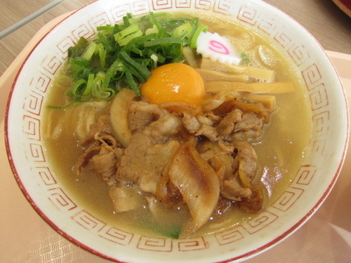 「豚玉らーめん ７２０円」@みんなのラーメン ブタドラゴンの写真