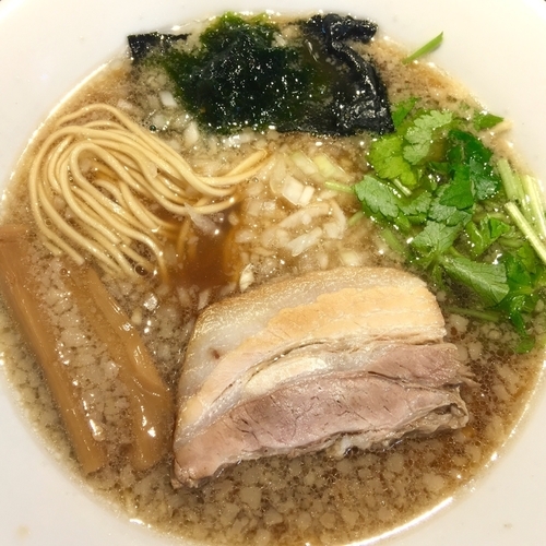 「背脂煮干しらーめん730円」@つけ麺 一燈の写真