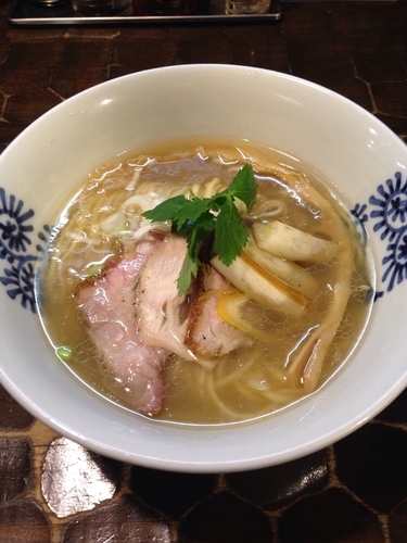 「【限定】特製塩そば  850円」@特級鶏蕎麦 龍介の写真