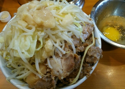 「[限定]SGG髑髏＋脂たまご ニンニクアブラ830+100円」@ラーメン二郎 八王子野猿街道店2の写真