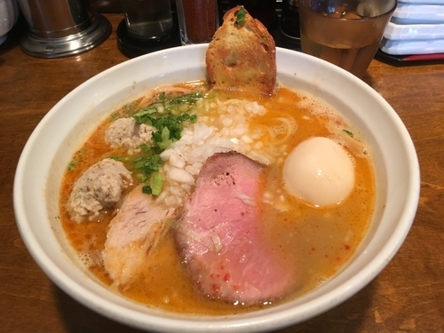 「鶏そば 塩＋特製トッピング」@はりけんラーメンの写真