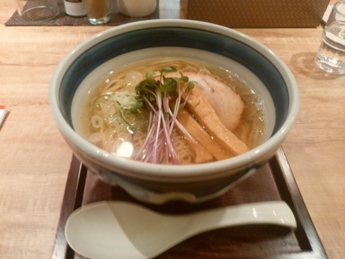 「塩ラーメン(並盛・140g)750円」@麺や Co粋の写真