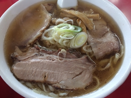 「手打ちチャーシューメン　￥700」@一品香 駅南店の写真