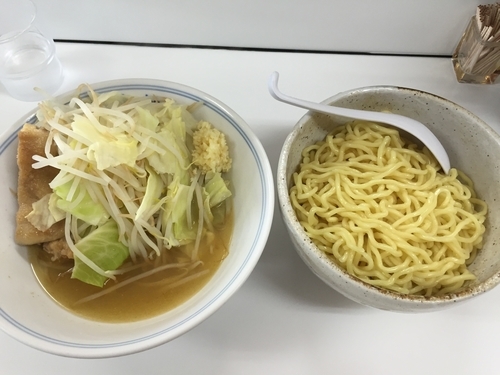 「軍鶏の鶏油かけ海老塩つけ郎 麺300g (900円)」@ラーメンKAZE 本店の写真