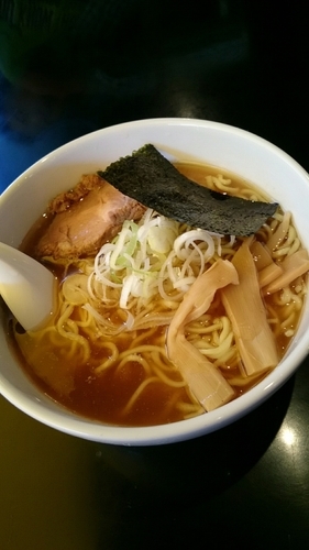 「らーめん 750円」@麺屋繁の写真