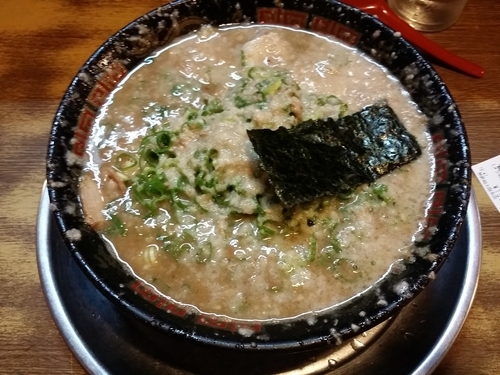 「とんこつラーメン」@無鉄砲 大阪店の写真