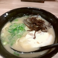 白うまらーめん680円