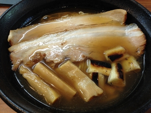 「豚そぱ　醤油　￥６８０」@銀乃月の写真