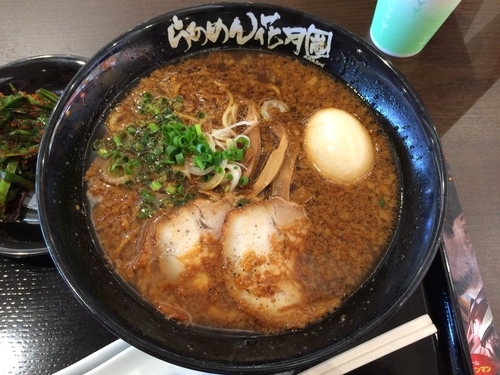 「嵐げんこつらあめん黒武者」@らあめん花月嵐 イオンモール土浦店の写真