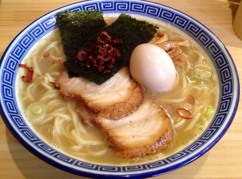 「塩中華そば　850円　味玉　100円」@魂の中華そばの写真