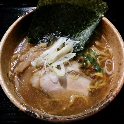 「醤油らーめん」@麺や 琥張玖 KOHAKU 厚別店の写真