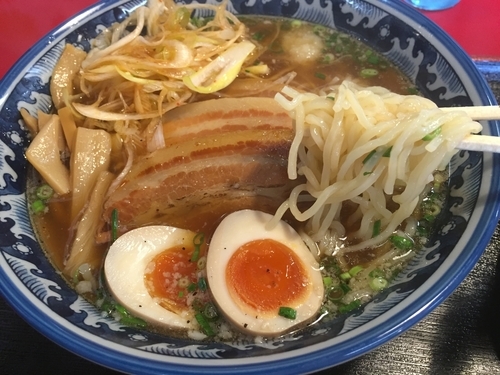 「ネギ豚らーめん（大盛）」@紺のれん 鴻巣店の写真