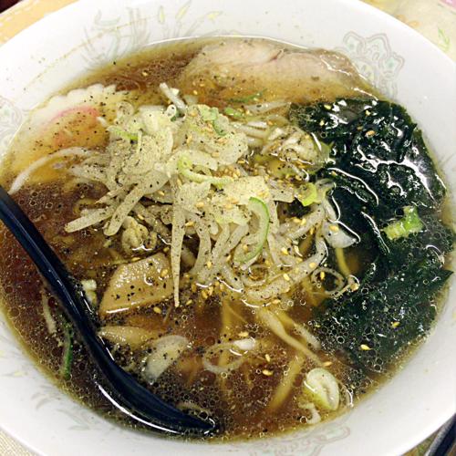 「醤油ラーメン　550円」@スタミナ道場の写真