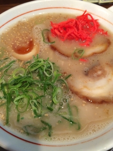 「ラーメン680円」@九州ラーメン 片岡製作所の写真