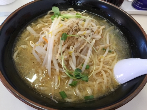 「塩ラーメン（大盛）」@くるまやラーメン 松本渚店の写真