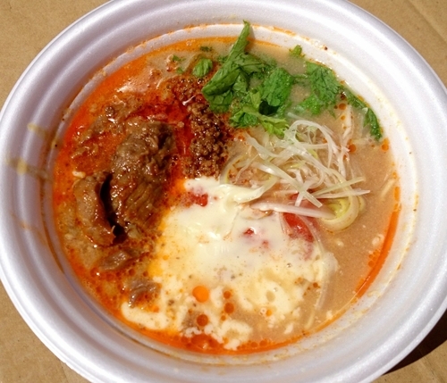 「太陽のトマト味噌坦々+フォンデュチーズ」@水戸のラーメンまつりⅡ ～炎のラーメンウィーク～の写真