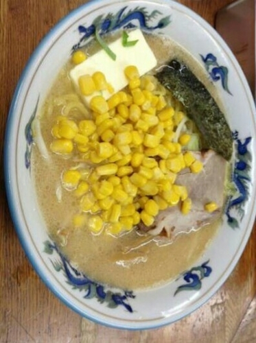 「コーンバターラーメン」@味の華龍の写真