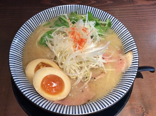 「鶏と鯛の出汁そば（大盛り無料）」@無添加ラーメン専門 だしと麺の写真