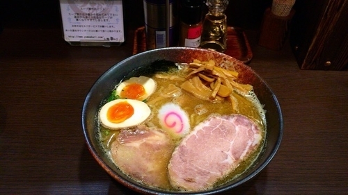 「特製ラーメン」@らー麺 夢あかりの写真
