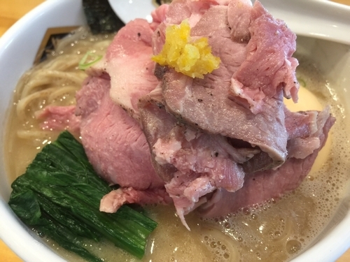 「特製濃厚真鯛らーめん(大)」@真鯛らーめん 麺魚の写真