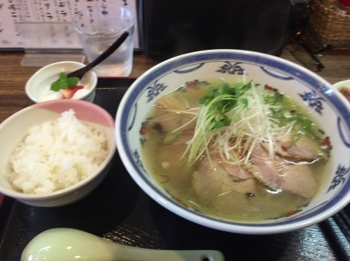 「塩チャーシュー麺」@麺屋 かりん亭の写真