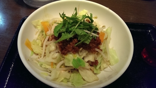 「まぜ辛めん」@リンガーハット 京王永山店の写真