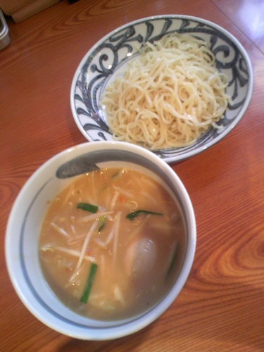 「味噌つけ麺７００円」@味噌麺処 伝蔵 渋谷センター街店の写真