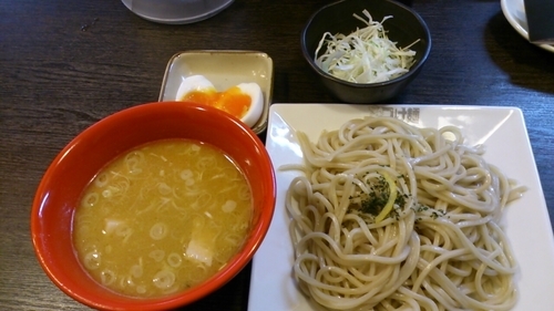 「黄金の鶏白湯つけ麺 850円」@つけ麺 海鳴 平尾店の写真