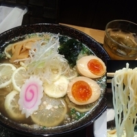 塩レモンラーメン大盛1000円 クーポンで煮卵