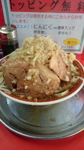 「小ラーメン(ニンニクマシマシ、アブラ、カラメ)」@麺でる 戸越店の写真