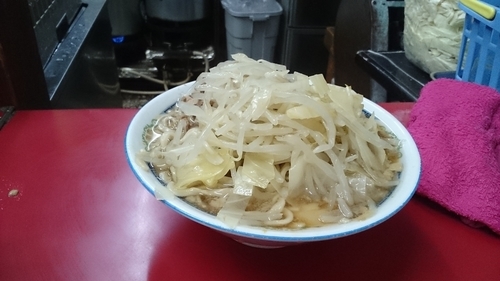 「小(ヤサイ)￥５００」@ラーメン二郎 目黒店の写真