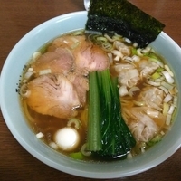 わんたんめん(醤油)