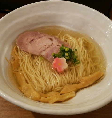 「鯛塩そば800円 VIPカード特典鯛飯（小）」@鯛塩そば 灯花 本店の写真