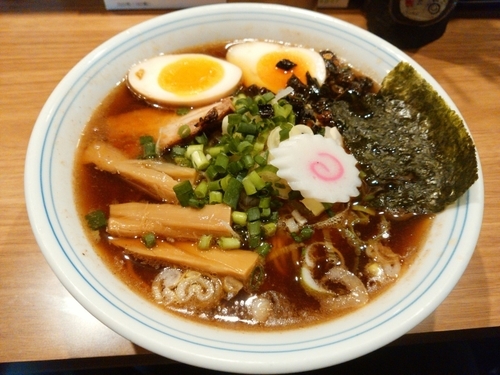 「青龍らーめん（中華そば）＋大盛＋味玉」@らーめん幸龍の写真