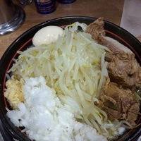 小ラーメン(ヤサイマシニンニクマシアブラタマネギ)　味玉