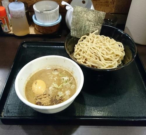 「づけ麺 + 味玉」@大黒屋本舗 春日部店の写真