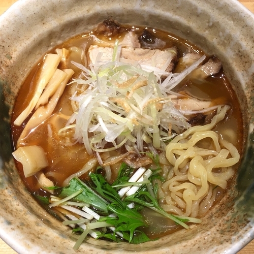 「焼あご塩らー麺800円」@焼きあご塩らー麺 たかはし 新宿本店の写真