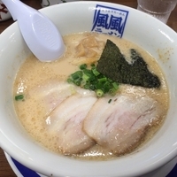 とんこつラーメン