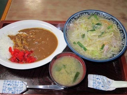 「タンメン＋カレーライス　850円（ランチ）」@辰巳庵の写真